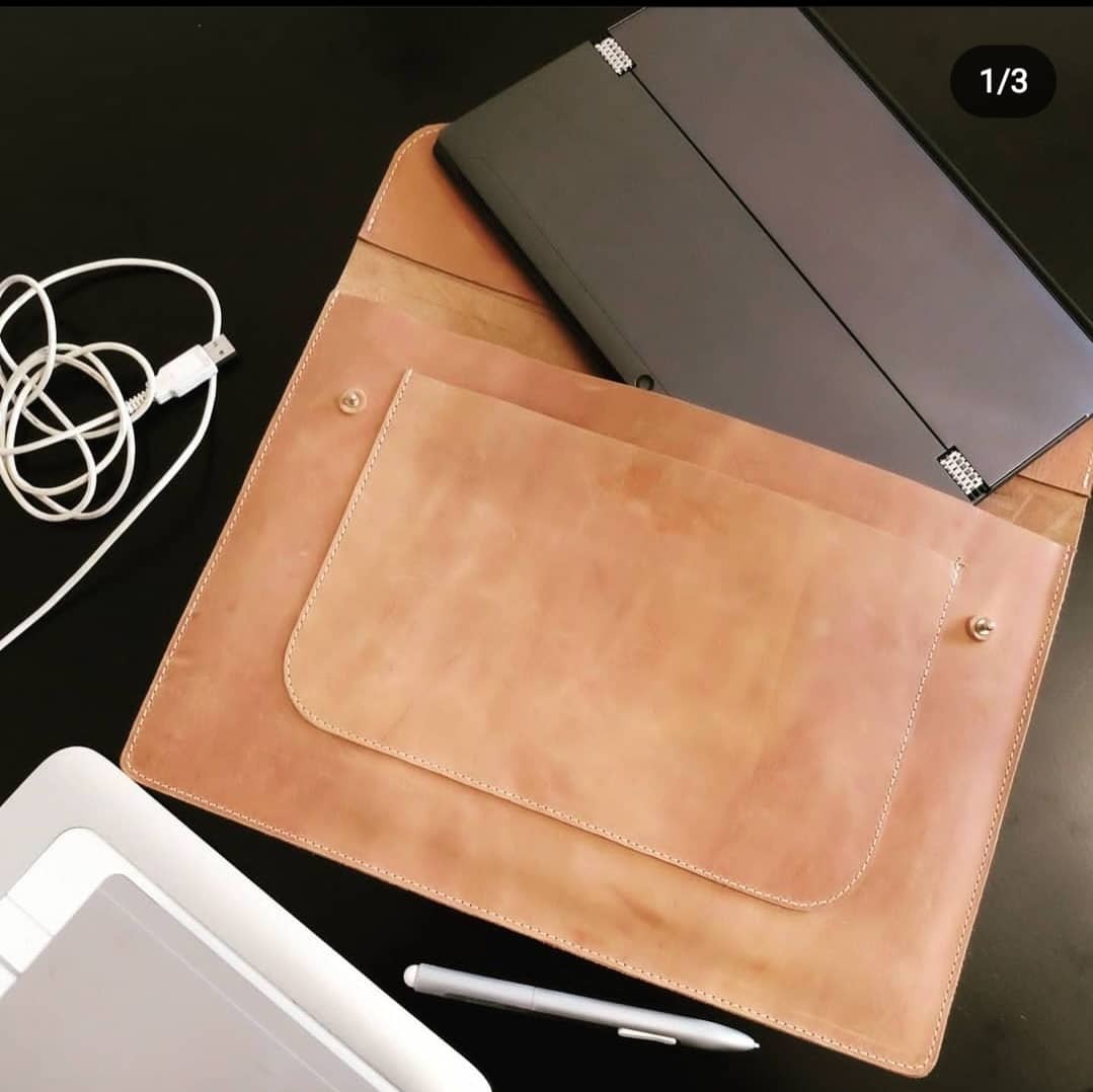 ETUI LAPTOP